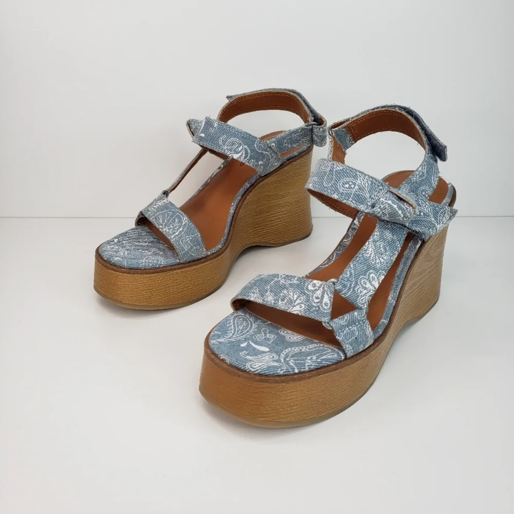 Lucky Brand Demmia Blue Denim Paisley Adj. Back Strap Platform Wedge Sz 7 Boho